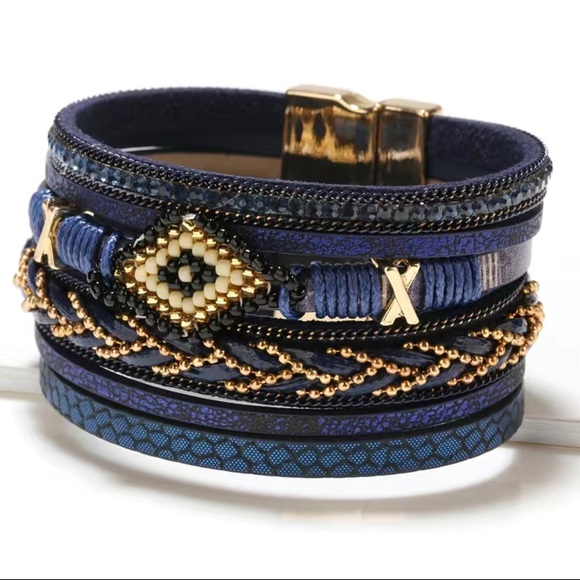 🆕 Beautiful, multi-layer magnetic clasp bracelet. - Picture 2 of 3